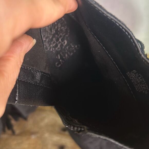 Vince Camuto Womens Black Suede Hayzee Fringe Block Heel Ankle Booties Size 6.5M - Picture 8 of 8